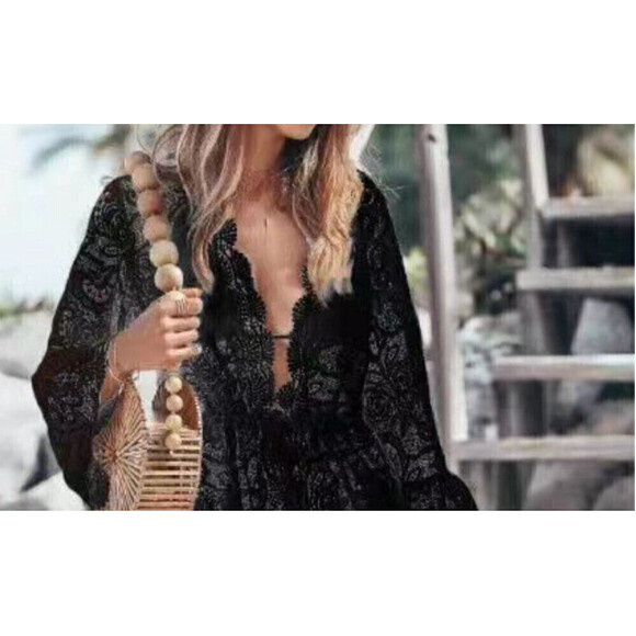 Abstract Pattern Lace Swimsuit Coverup Size X-Large - Picture 4 of 7